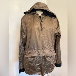 Koral bronze metallic pull over hooded windbreaker size L